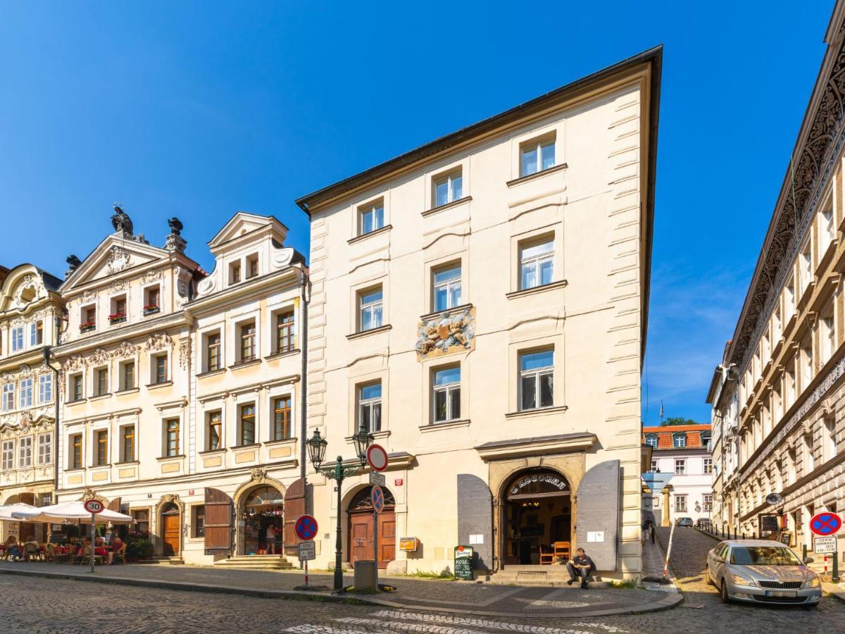 Apartment Nerudova By Interhome Praga Exterior foto