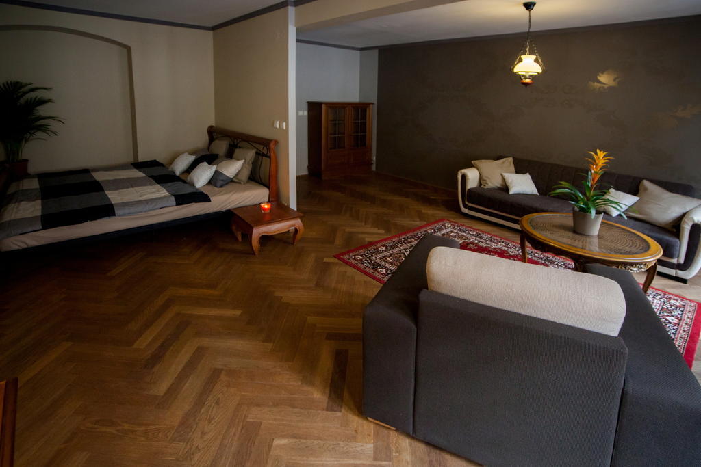 Apartment Nerudova By Interhome Praga Habitación foto